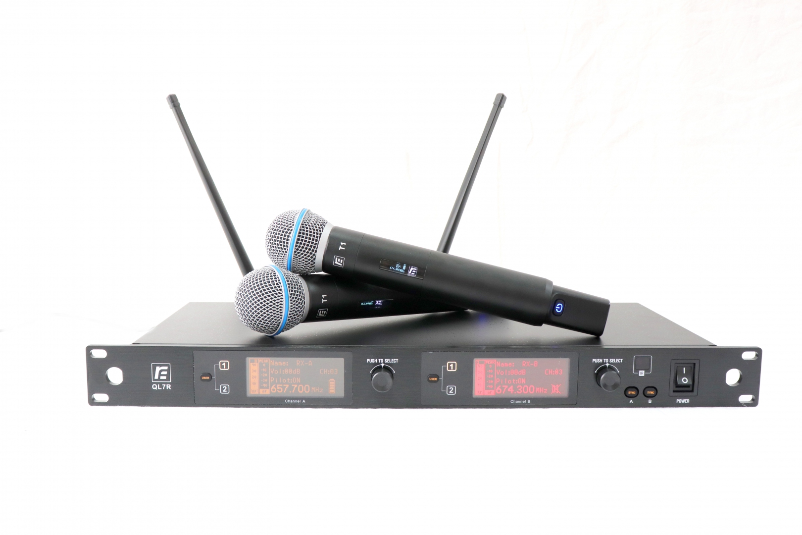 RFIntell QL7R/T1-B 720,500-754,000 МГц 2-канальная радиосистема с 2-мя ручными микрофонами в Гороховце